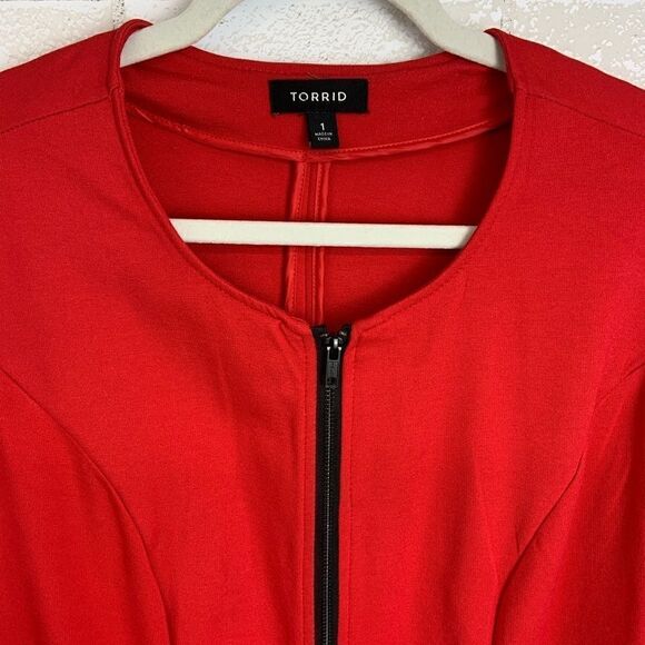 Torrid Red long-sleeve Peplum Zip Jacket Sz 1 (N2) - Picture 3 of 7